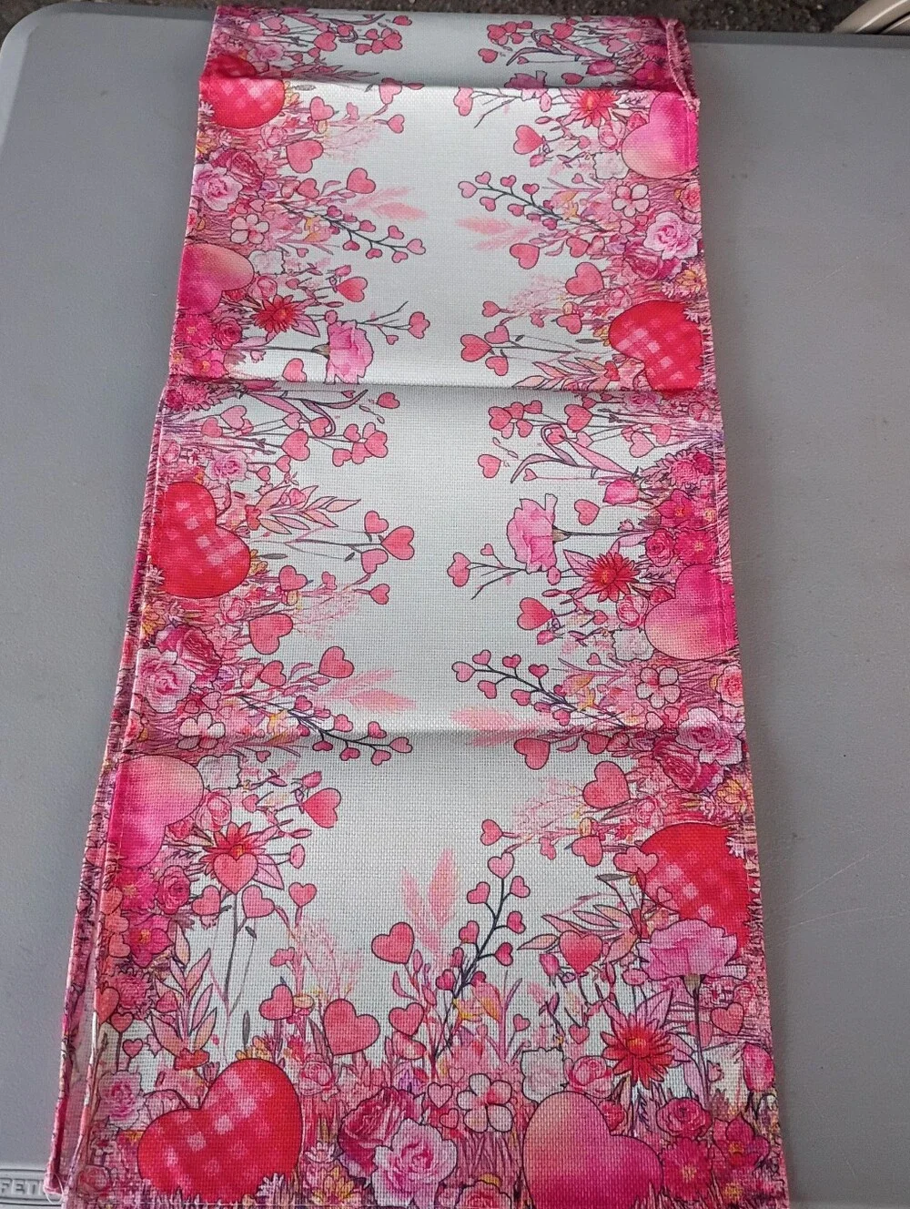Pink Floral Heart Table Runner